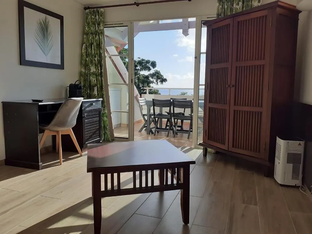 Apartment Tropic Appartements Village Vacances Vue Mer Guadeloupe St Anne Sainte-Anne